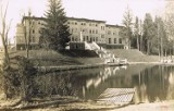 Mikroklimat tu panujący porównywano do szwajcarskiego Davos. Zobacz dawne sanatorium w Barcinku