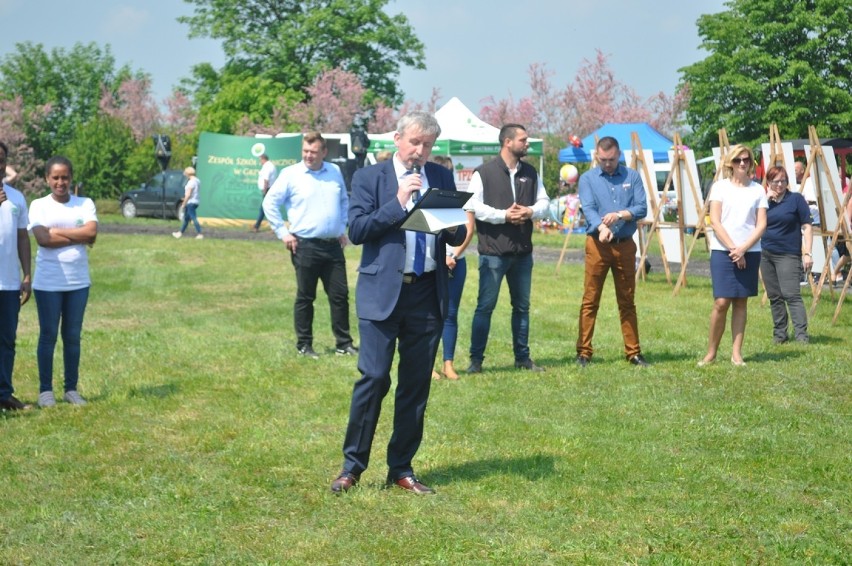 Traktoriada w Grzybnie: święto ciągników i maszyn rolniczych...