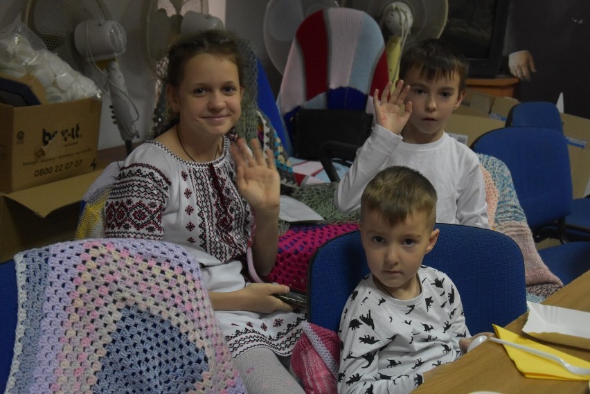 Dzieci przygotowały dla ukraińskich żołnierzy laurki