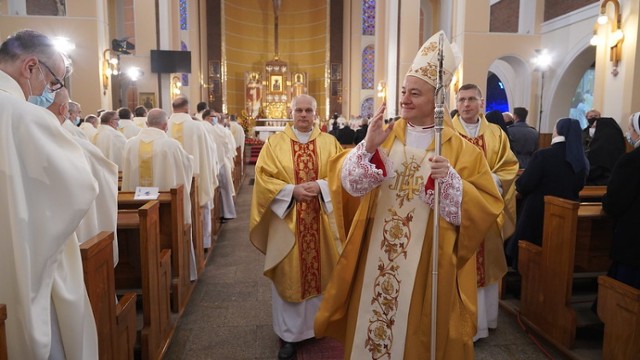 Bp Artur Ważny jest czternastym biskupem pomocniczym w historii diecezji tarnowskiej