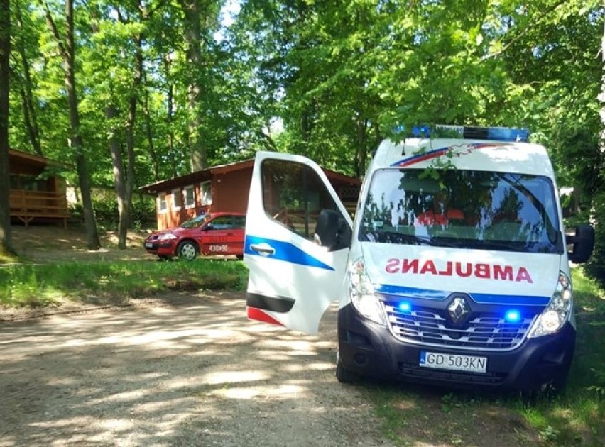 Tragedia na jeziorze pod Golubiem-Dobrzyniem. Nie żyje mężczyzna [zdjęcia]