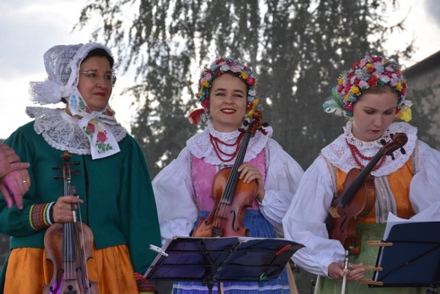 Rolnicy z całego powiatu śremskiego w ubiegłym roku świętowali w gminie Dolsk. Dożynki odbyły się w Międzychodzie