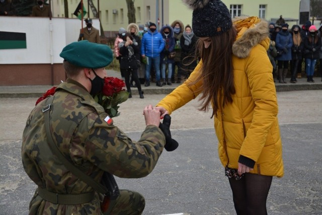 Niecodzienne zaręczyny zakochanej pary ze Świebodzina