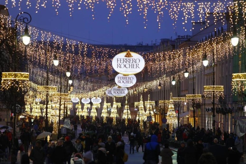 Miasto zaczyna oszczędzać. Będzie wymienione oświetlenie i skromniejsza iluminacja świąteczna