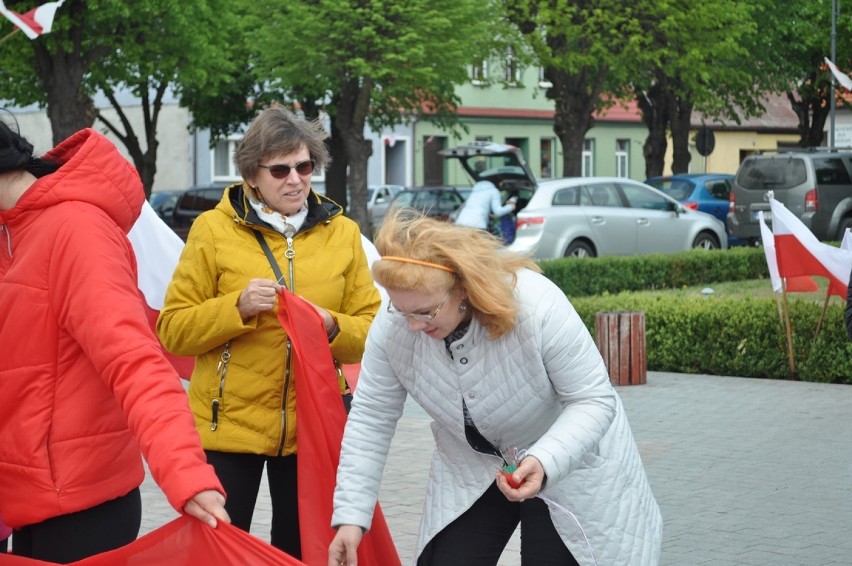 W Książu Wielkopolskim uczczono Święto Flagi RP na miejskim...