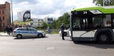 Autobus MZK potrącił pieszą na ul.  św. Antoniego w Tomaszowie. Kobieta zmarła w szpitalu 