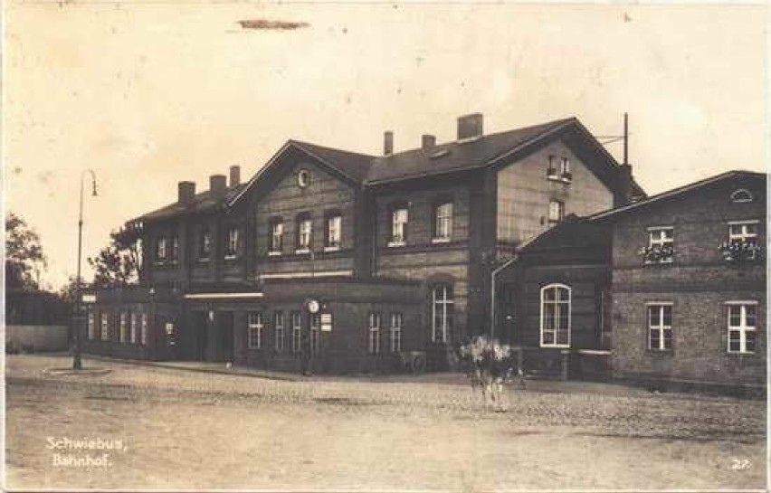 Tak wyglądał dworzec PKP w Świebodzinie przed wojną. Oto...