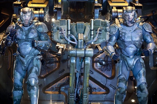 "Pacific Rim" - TVN, godz. 20:00Program TV został dostarczony i opracowany przez media-press.tv