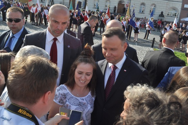 Prezydent RP Andrzej Duda w Śremie: przemówienie na śremskim rynku i spotkanie z mieszkańami