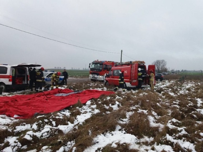 PILNE! Śmiertelny wypadek 20 km od Świebodzina.  Pociąg relacji: Gorzów Wlkp. - Zbąszynek zderzył się z tirem         