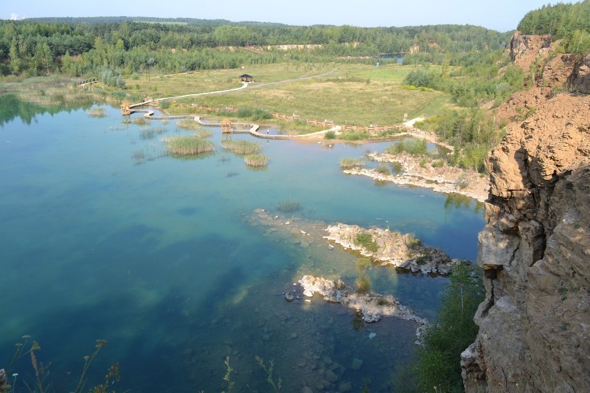 Park Gródek przy słonecznej pogodzie zachwyca jeszcze...