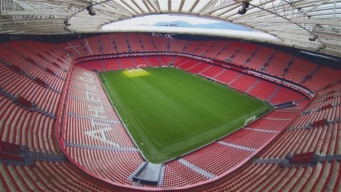 Johan Cruijff Arena w Amsterdamie napędzana jest zieloną...