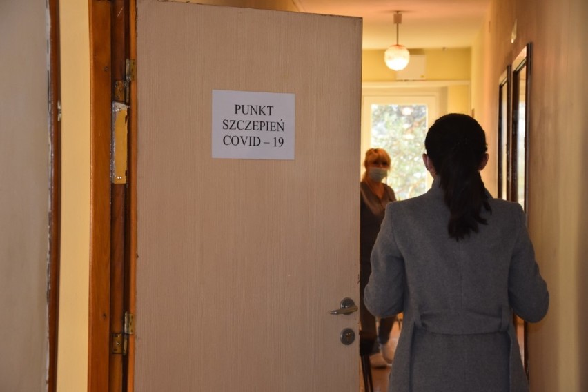 Szczepienia medyków w szpitalu w Wągrowcu rozpoczęły się 30...