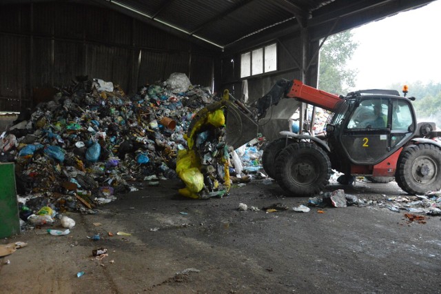 Mimo uchylenia decyzji środowiskowej MPEC nie zamierza rezygnować z budowy spalarni śmieci