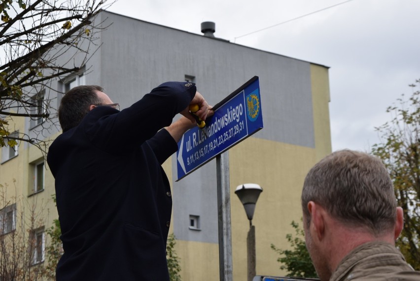 Robert  Lewandowski ma pierwszą ulicę w Polsce! W Kuźni Raciborskiej! ZDJĘCIA I WIDEO