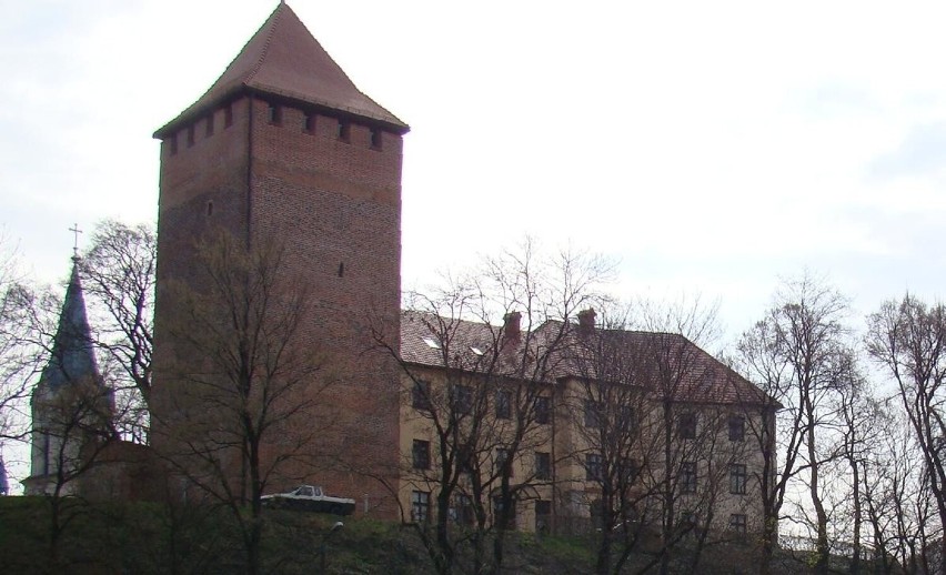 Wieża zamkowa w Oświęcimiu Pewnego dnia w lochach wieży...