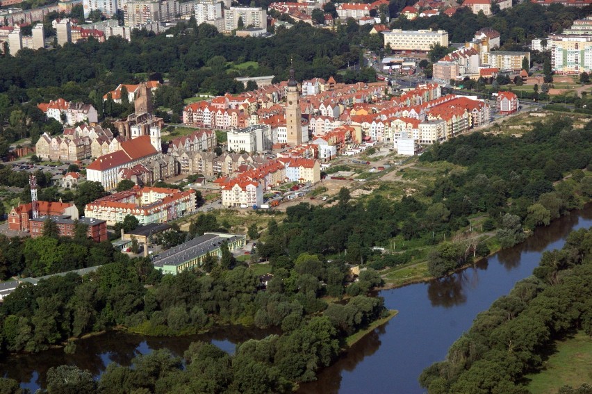 Widok na Stare Miasto i zatokę Neptuna nad Odrą