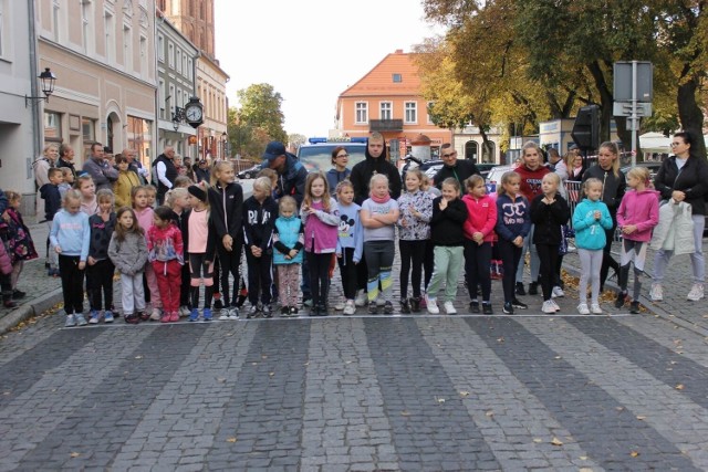 Dzieci, młodzież i dorośli rywalizowali podczas 51. Ogólnopolskiego Biegu Ulicznego – Memoriału Jana Schmeltera i Biegu Zakochanych