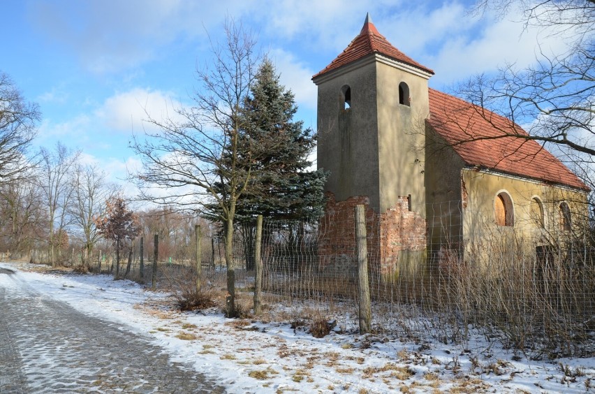 Kościół pw. św. Heleny stał kiedyś w środku wsi