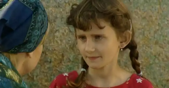 Anna Stępień miała 9 lat, kiedy zaczęła grać Kasię, córkę Solejuków z serialu "Ranczo". Teraz to już dorosła kobieta. Jak zmieniła się serialowa Kasia Solejuk? Zobacz zdjęcia.