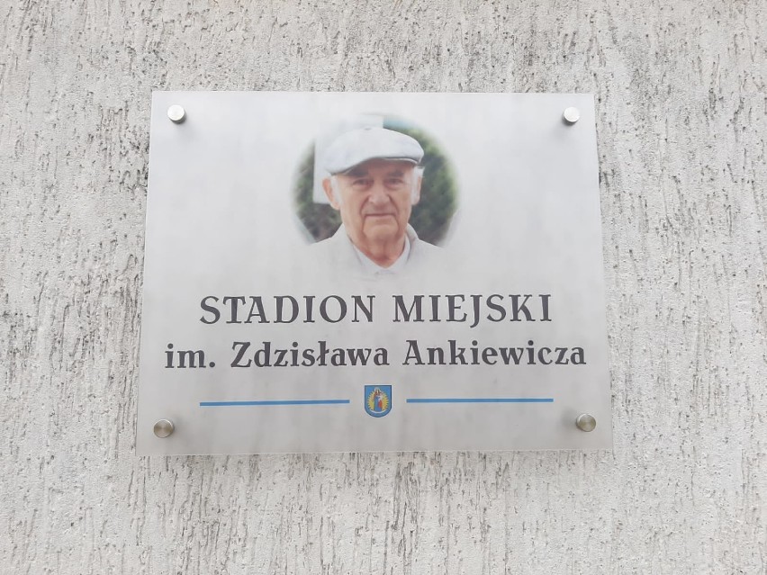 Honorowe nadanie imienia stadionowi za zasługi Zdzisława...