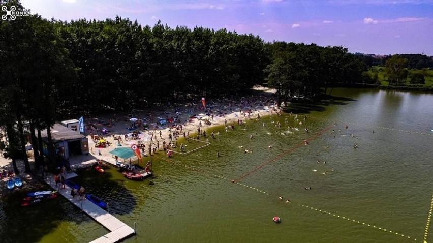 Kąpielisko Śmieszek położone jest w Żorach, w dzielnicy...
