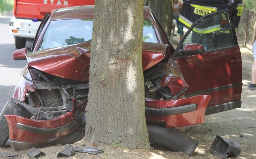 AKTUALIZACJA: Wypadek dwóch pojazdów na ul. Krotoszyńskiej w Rozdrażewie [ZDJĘCIA]               