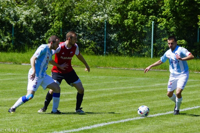 Wisła Nowe - Unia Solec Kujawski 3:4 (2:3) 

  WYNIKI 30. KOLEJKI 4. LIGI  

Wideo. Tak strzela nowy czwartoligowiecLider Włocławek - Sparta Janowiec Wielkopolski 9:0 
