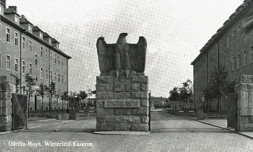 ulica Orzeszkowej, dawne koszary wojskowe