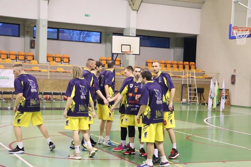 MKS Sokół Międzychód - KS Kosz Pleszew 87:88