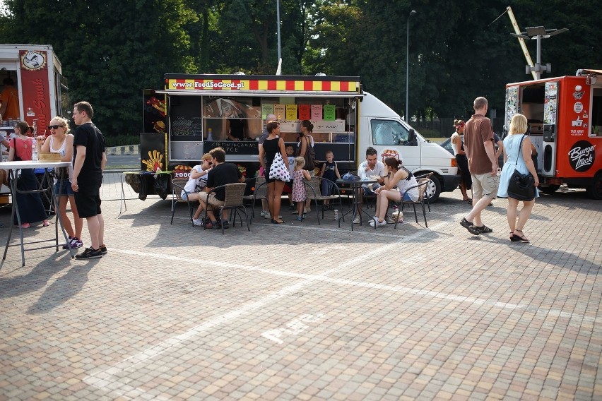 Kraków. Street Food Polska Festival przed Galerią Kazimierz [ZDJĘCIA]