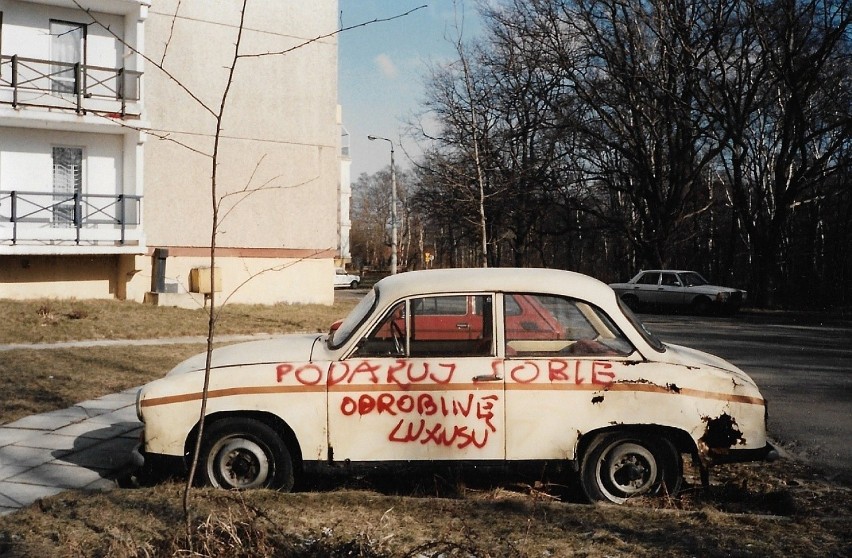 Wrocław. Lata 90. XX wieku. Oto, jak wtedy wyglądała komunikacja w mieście (ZOBACZ DUŻO ZDJĘĆ)