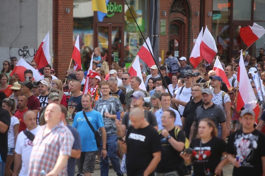 Śląski Marsz Wolności rozlał się po całych Katowicach...