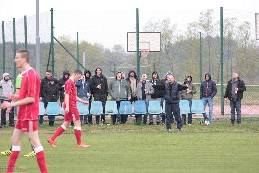 Mecz w Bobrownikach 14. kolejki B-klasy zakończył się...