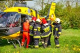 Kobieta dostała udaru w Żerkowie. Lądował śmigłowiec LPR`u. Kobieta trafiła do szpitala [ZDJĘCIA]