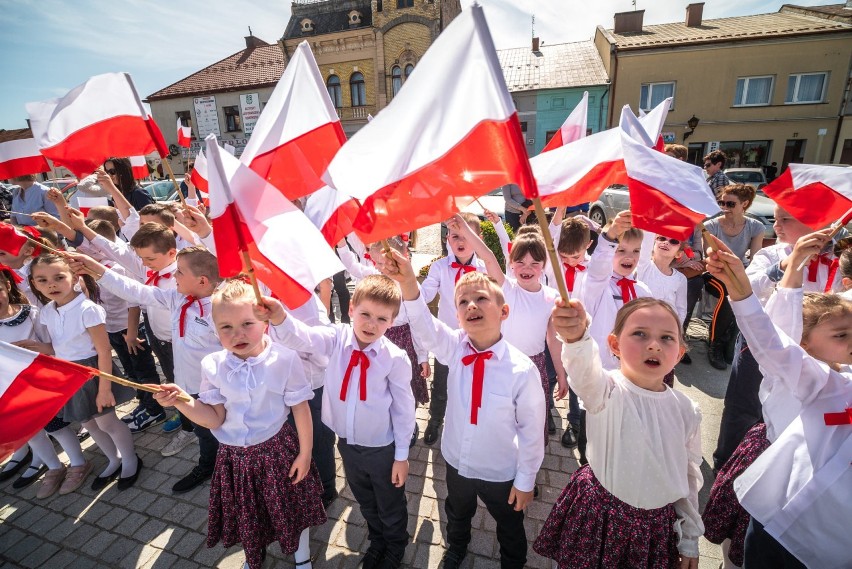 Dzień Flagi w Pilźnie. Zobaczcie, jak świętowali mieszkańcy przed pandemią