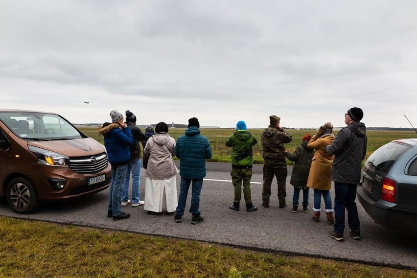 Chłopacy z Broniszewic odwiedzili 31. Bazę Lotnictwa Taktycznego w Krzesinach ZDJĘCIA