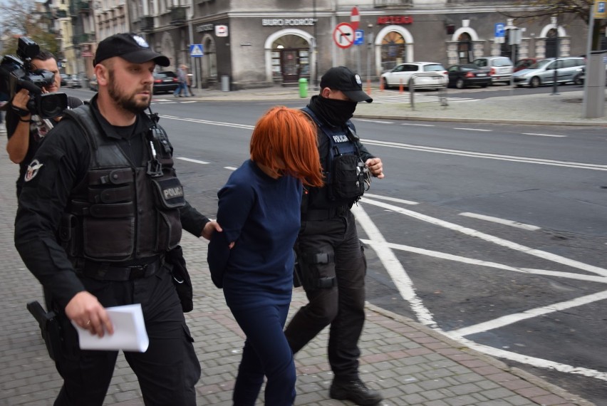 Podejrzana o zabójstwo usłyszała zarzuty w Prokuraturze Rejonowej w Kaliszu