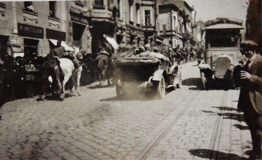 Archiwalne zdjęcia Tarnowa ze schyłku I wojny światowej, w...