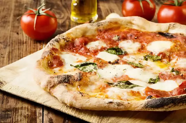 Gdzie zjeść dobrą pizzę w Pabianicach?