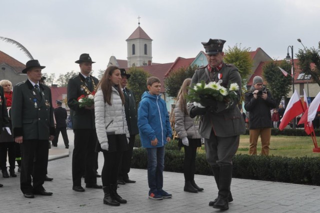 Upamiętnili rozstrzelanych z Książa Wlkp. i Dolska - 18 październik 2015