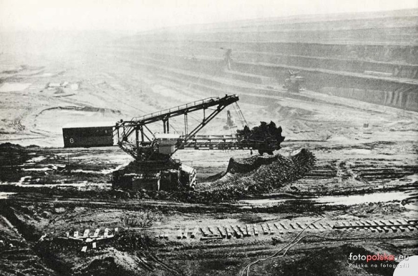 Turów jak kosmiczna kraina. Zobaczcie archiwalne zdjęcia kopalni węgla Turów w Bogatyni