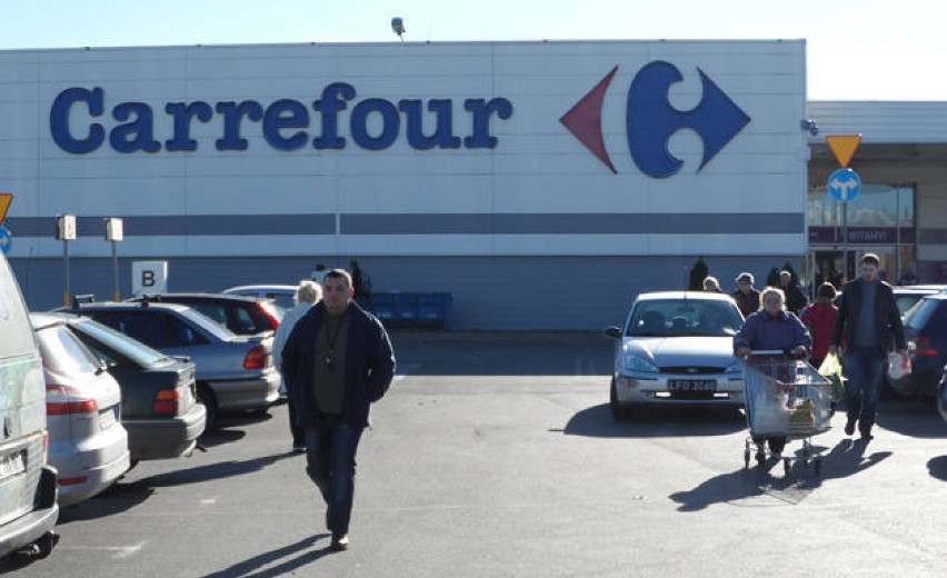 Carrefour
Sylwester, 31 grudnia: od 8:00 do 18:00