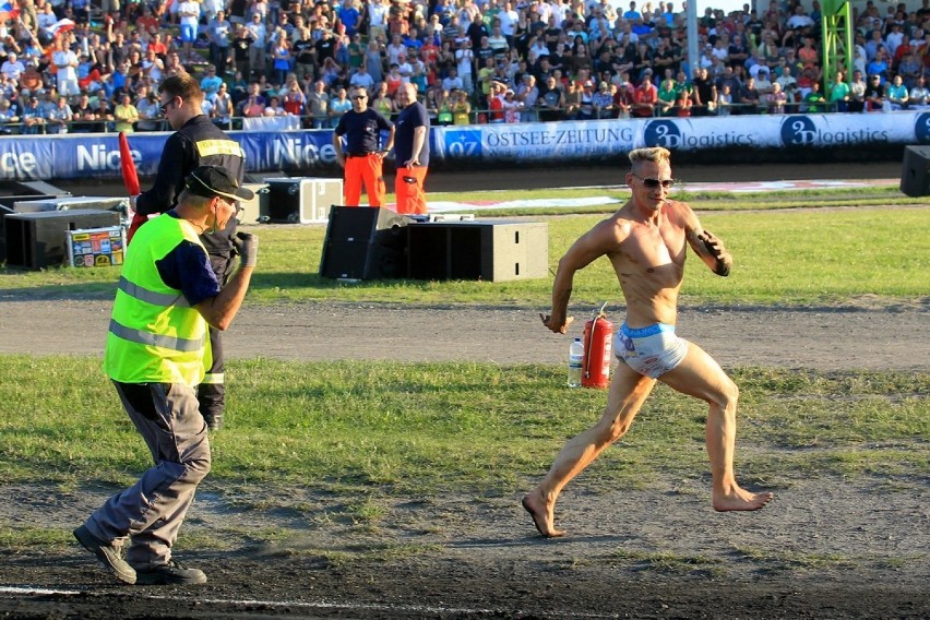 - To nisesamowite uczucie. Jechałem tu ostatni raz...