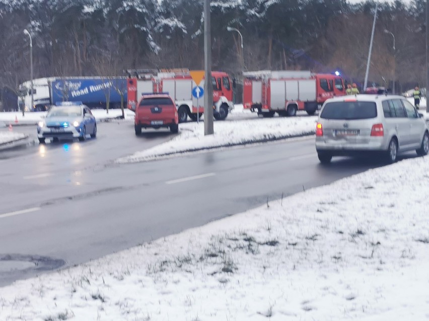 Pościg za kradzionym autem zakończony wypadkiem we Włocławku