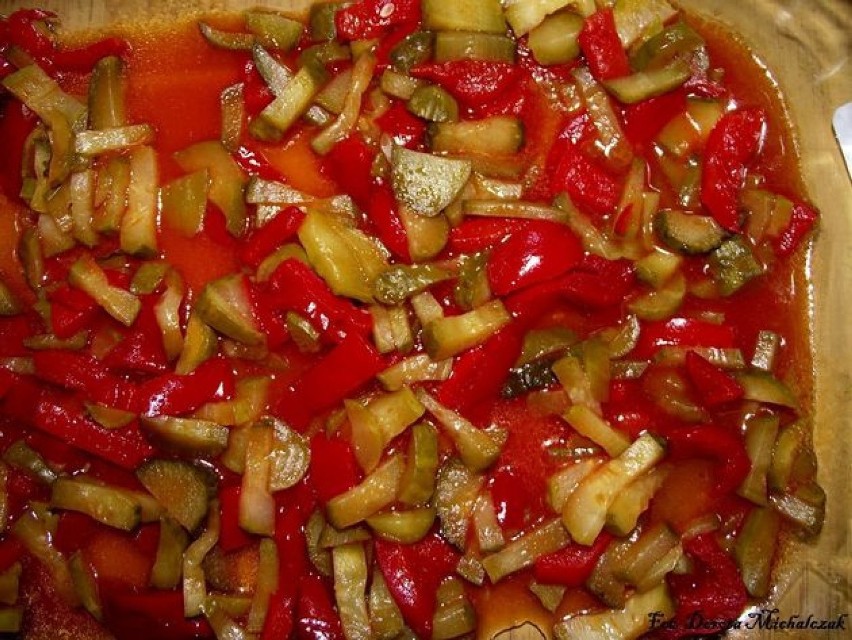 Cukinia, kabaczek i patison - warzywa w sosie. Na śniadanie lub kolację [Przepis] 