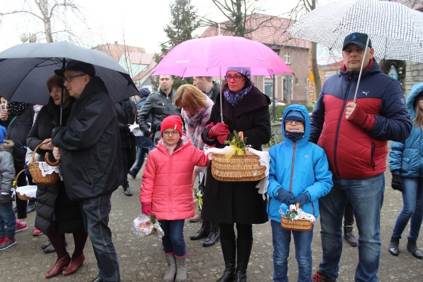 Święcenie potraw w kościele pw. NMP Wniebowziętej w Zbąszyniu - Wielkanoc 2018
