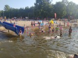 Kąpielisko w Nowogrodzie Bobrzańskim odwiedzają tłumy. Tutaj można wykąpać się nie tylko za darmo, ale też pod czujnym okiem ratownika