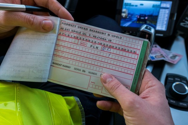 Tu warto zdjąć nogę z gazu. Zobacz, gdzie stoją w powiecie olkuskim