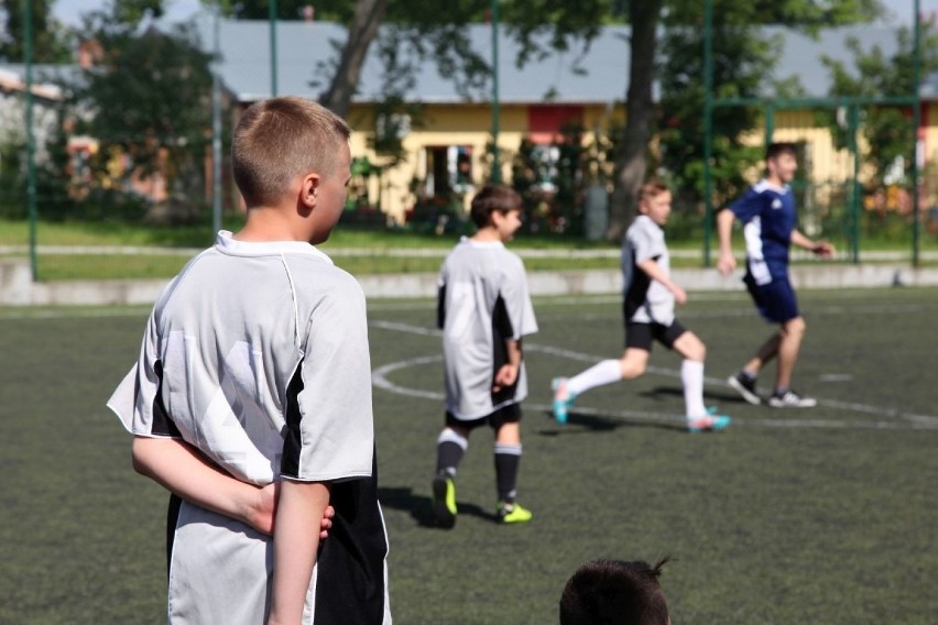 Żary. Policyjny turniej piłki nożnej dla młodzieży